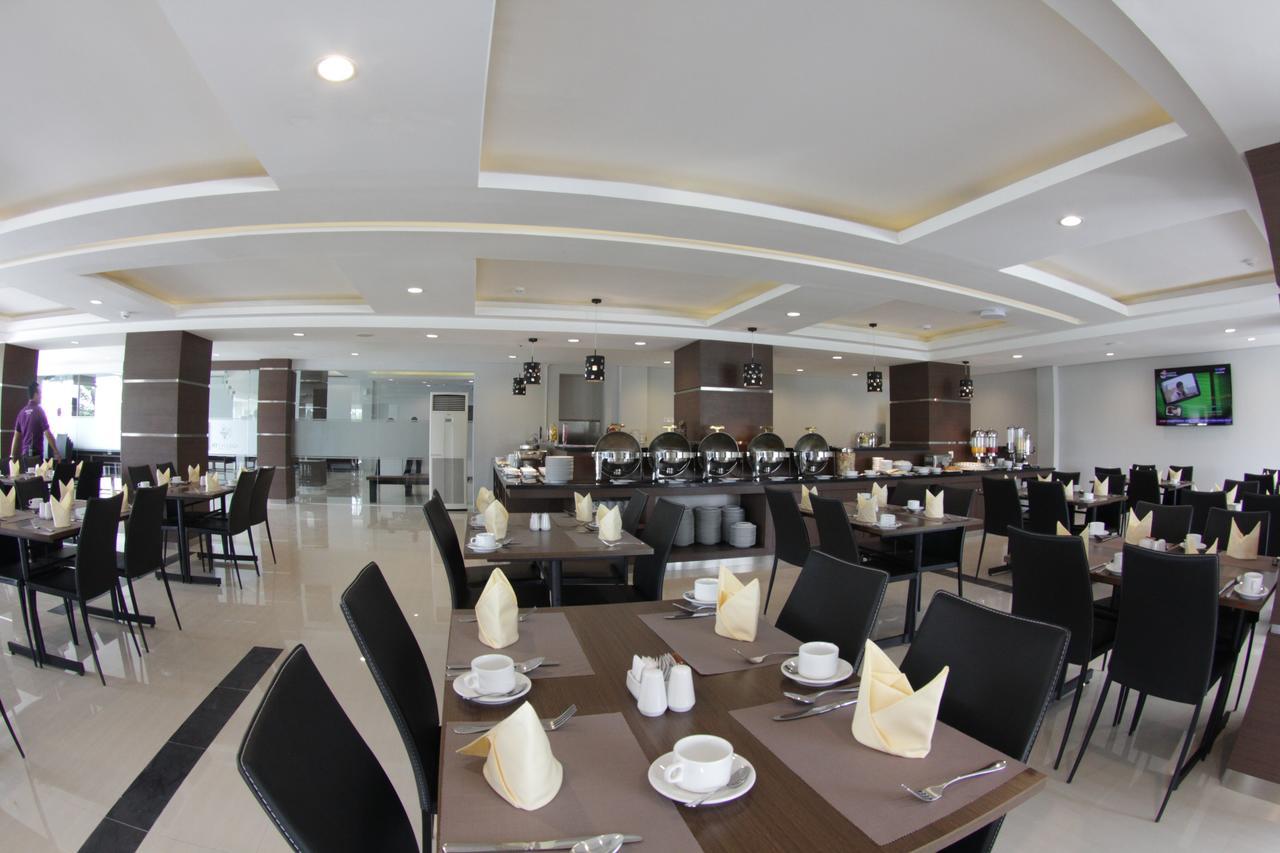 Amantis Hotel Demak Ngoại thất bức ảnh